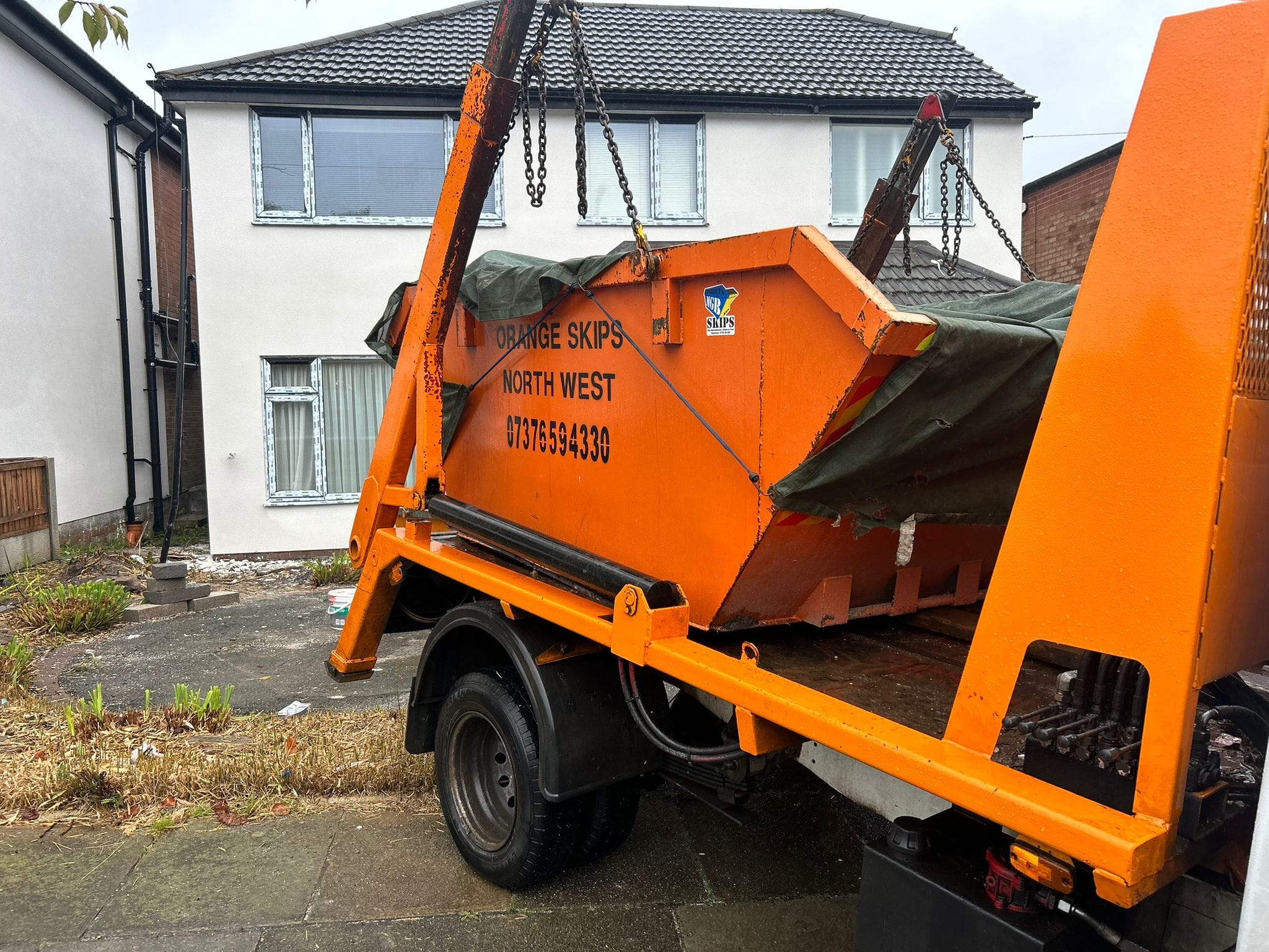 Skips Rossendale Skips | Orange Skips NW | Easy Online Booking