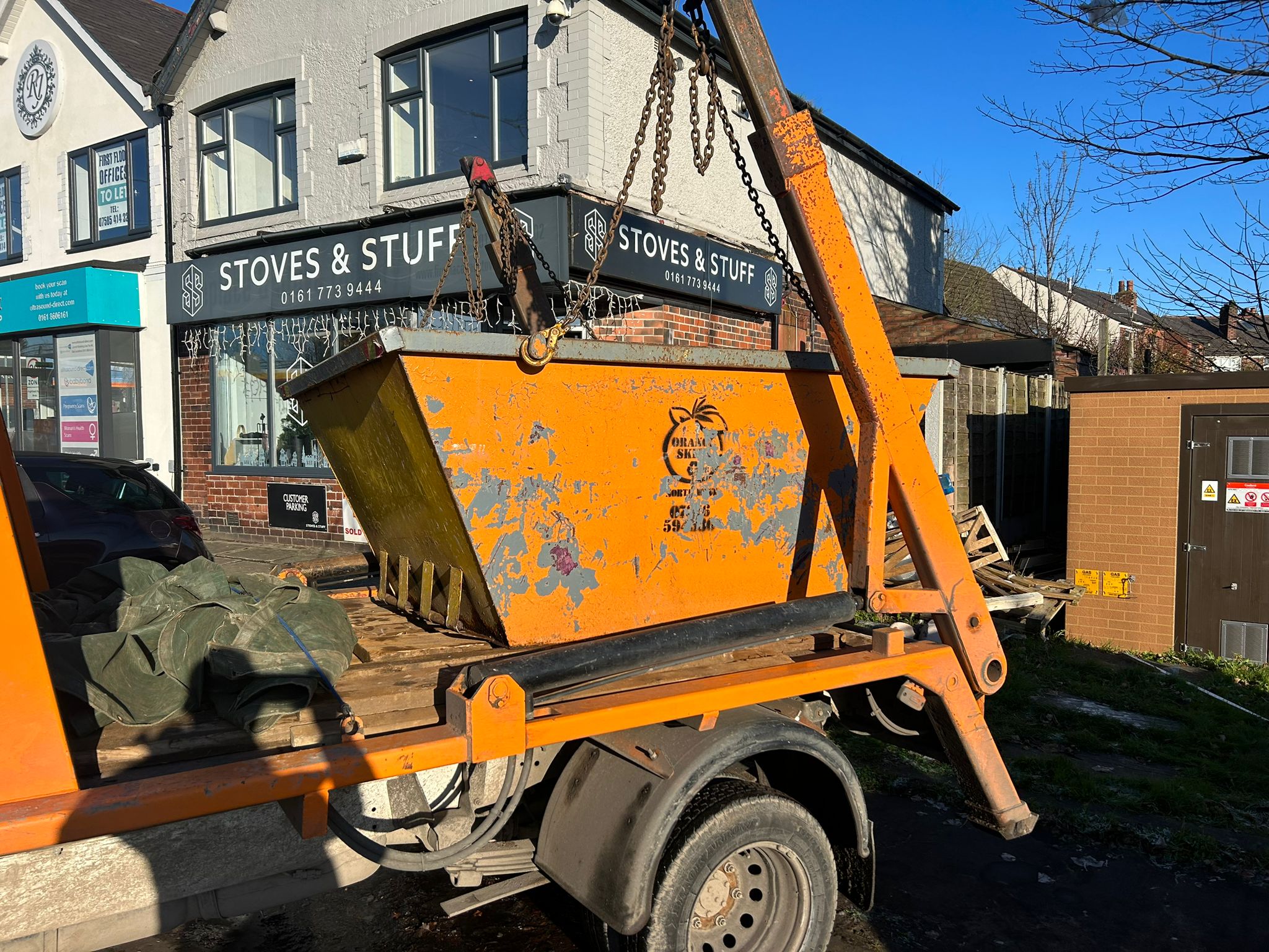 Trade Skips Prestwich | Orange Skips NW | Online Booking